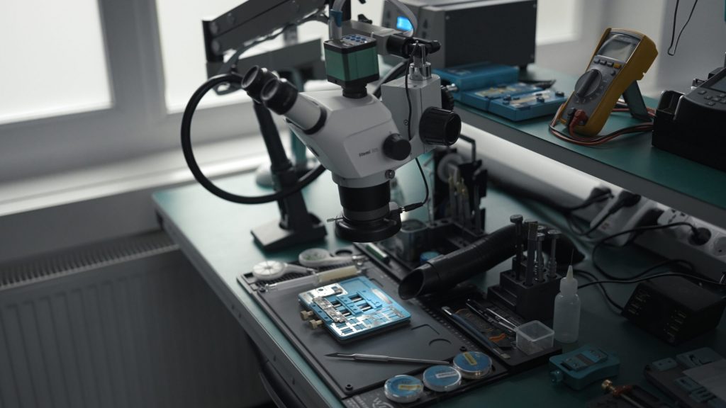 Samsung Bootloop Datenrettung Chiplevel Reparatur EGN Forensic